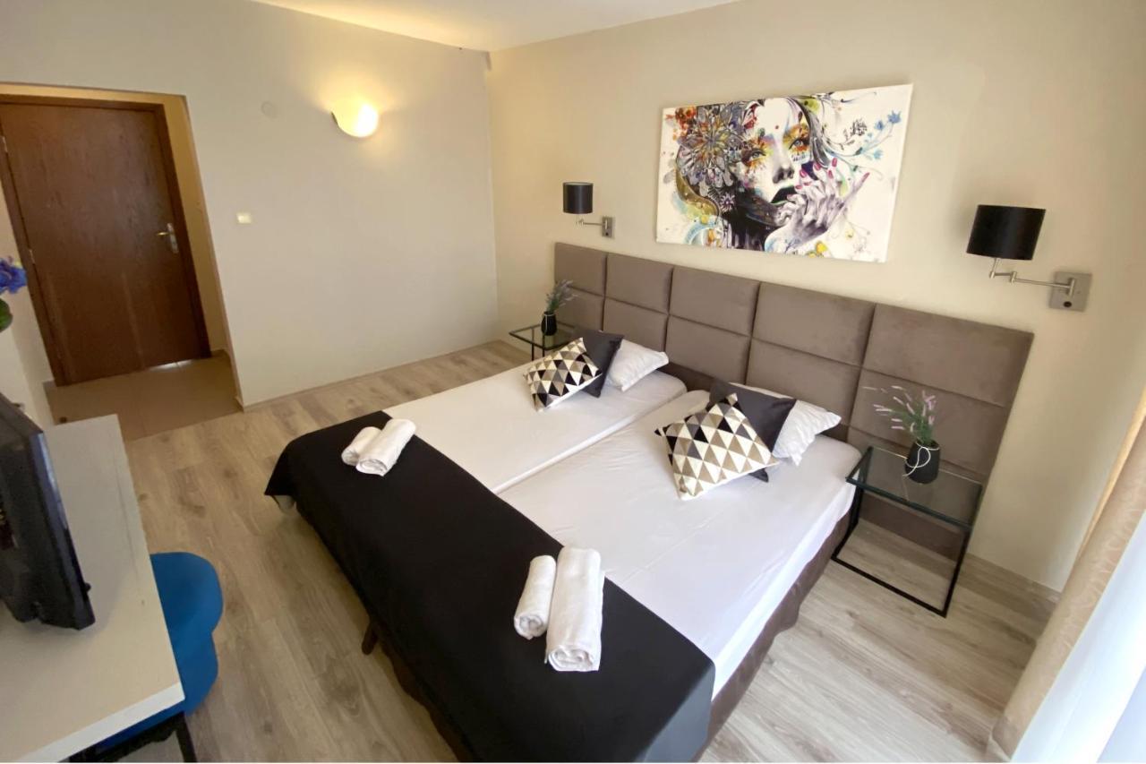 Apart Hotel Primavera 2 Primorsko Eksteriør billede