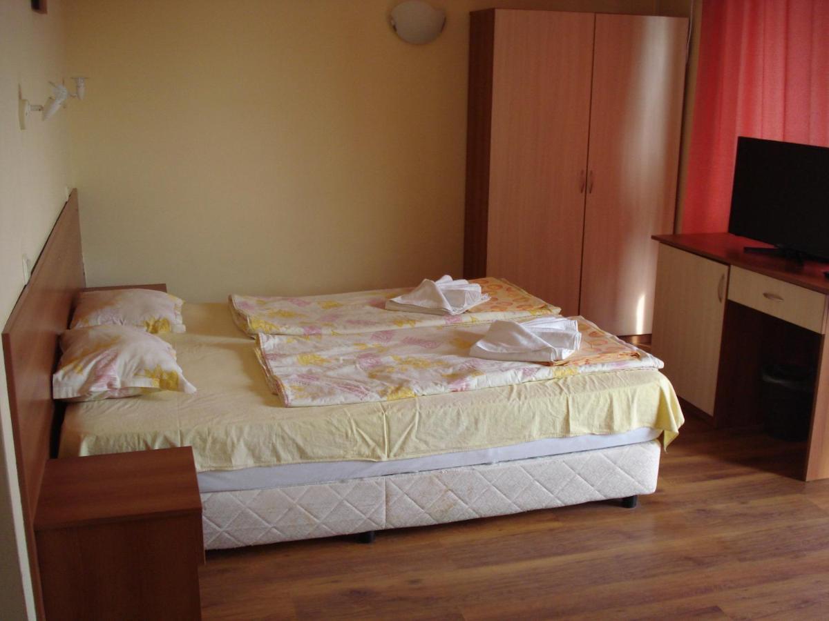 Apart Hotel Primavera 2 Primorsko Værelse billede